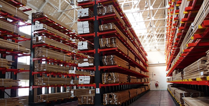 INSPECCIÓN DE RACKS PARA ALMACENAMIENTO.
